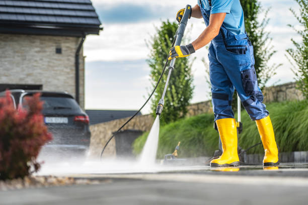 Best Sidewalk Pressure Washing  in Gold River, CA